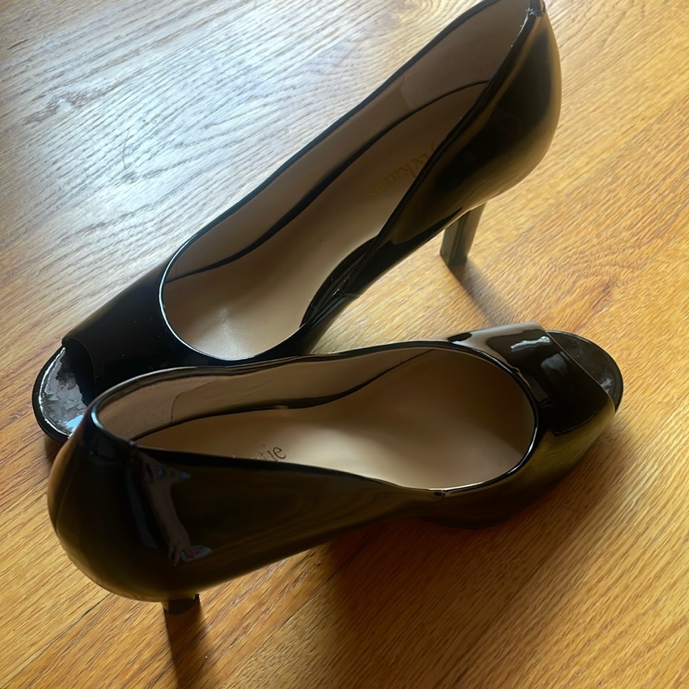 Never worn black open toe, Kelly and Katie heels size 9